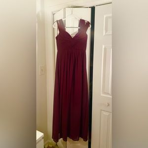 Lulu’s Sm Maroon Wedding Guest Dress